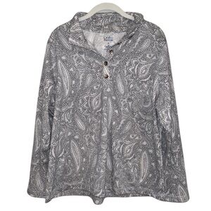 Paisley Gray & White Top Croft & Barrow Women’s Button Down Crewneck Shirt!